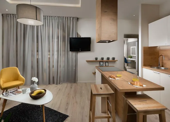 Luxe Mr.m * Пула